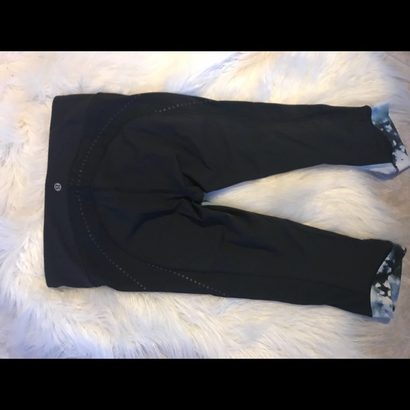 Lululemon leggings (bundle my lulu=deal!) - Picture 2 of 3